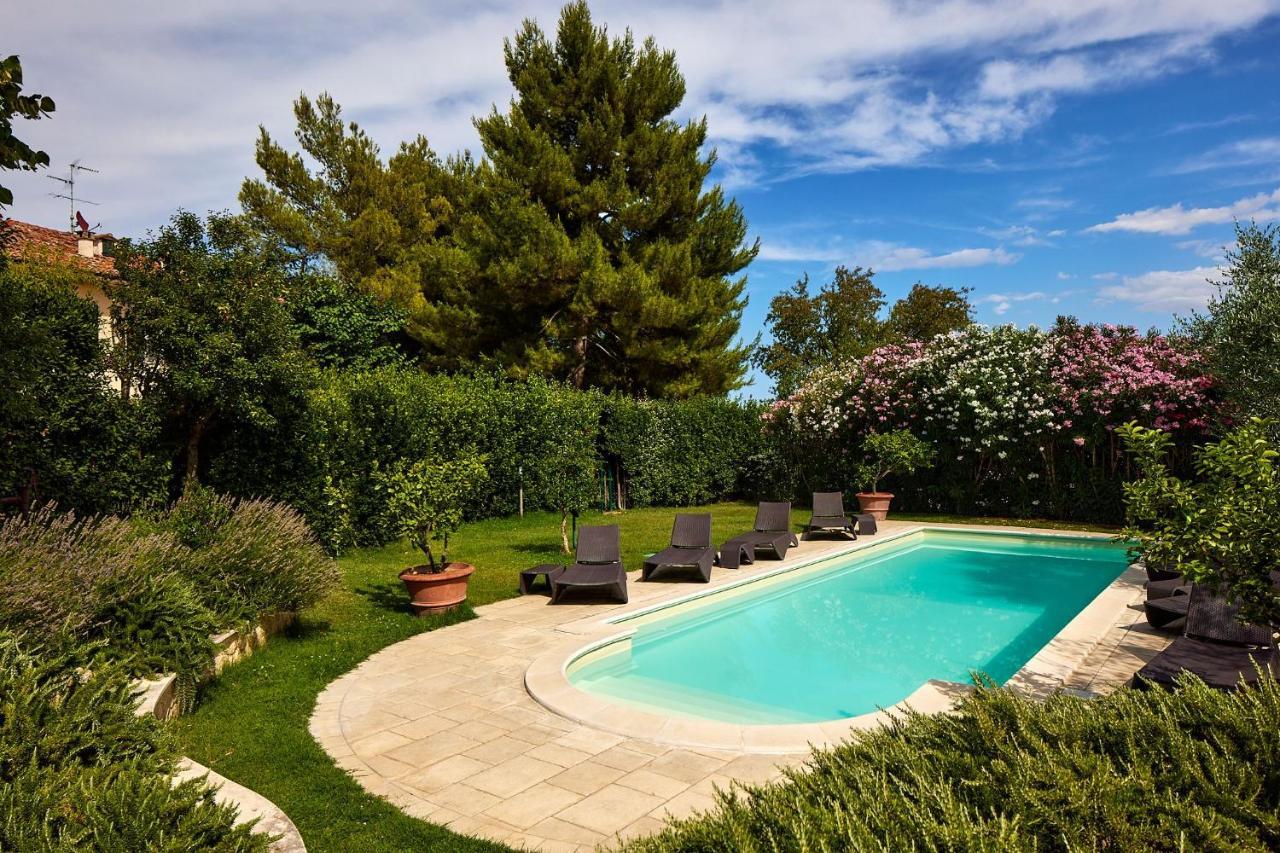 Villa Monacelli B&B ファーノ エクステリア 写真