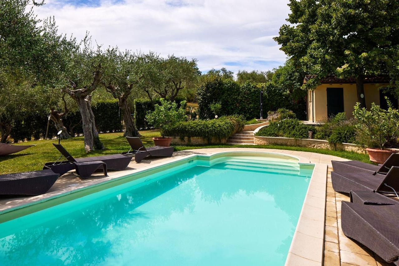 Villa Monacelli B&B ファーノ エクステリア 写真