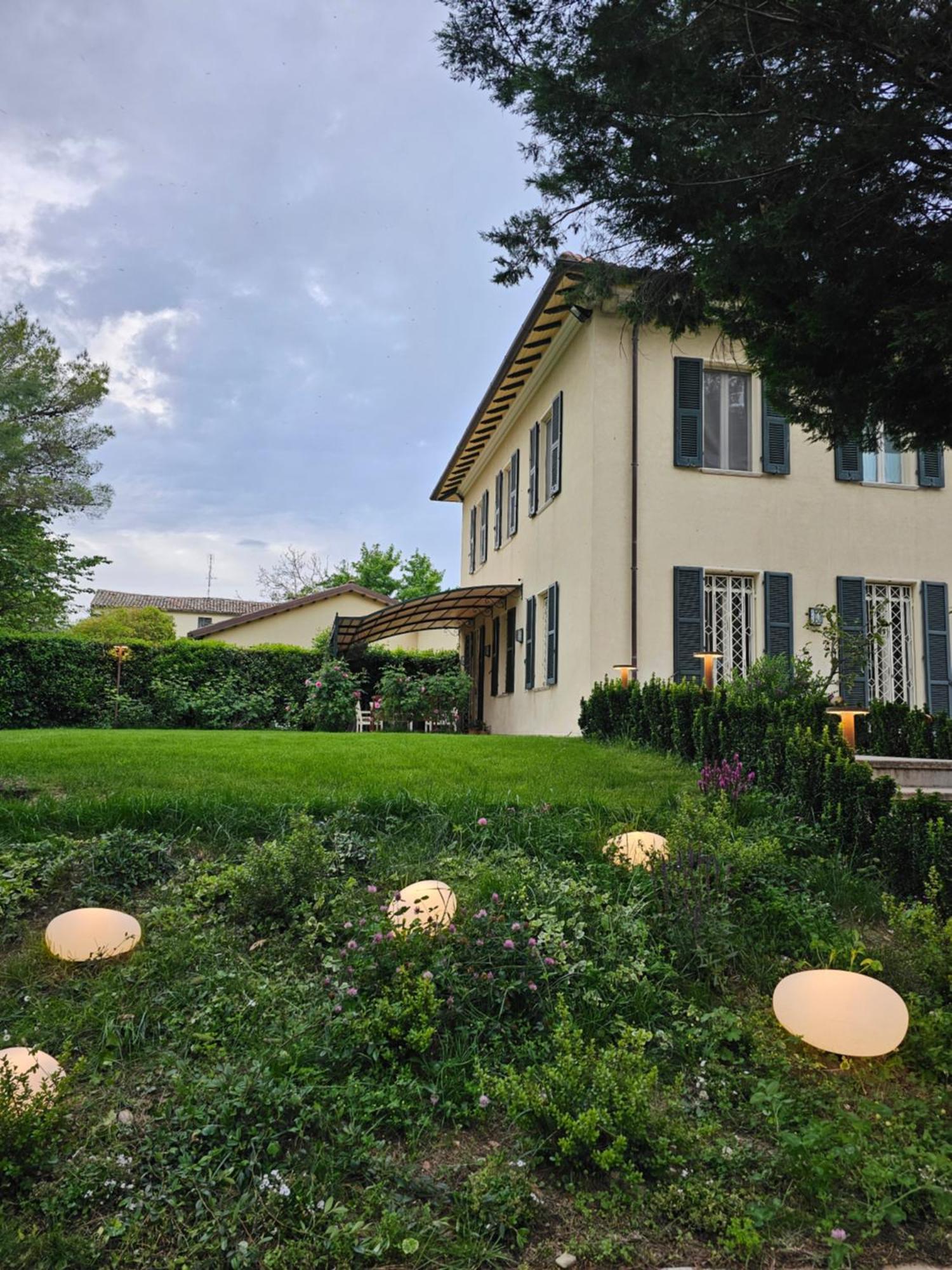 Villa Monacelli B&B ファーノ エクステリア 写真